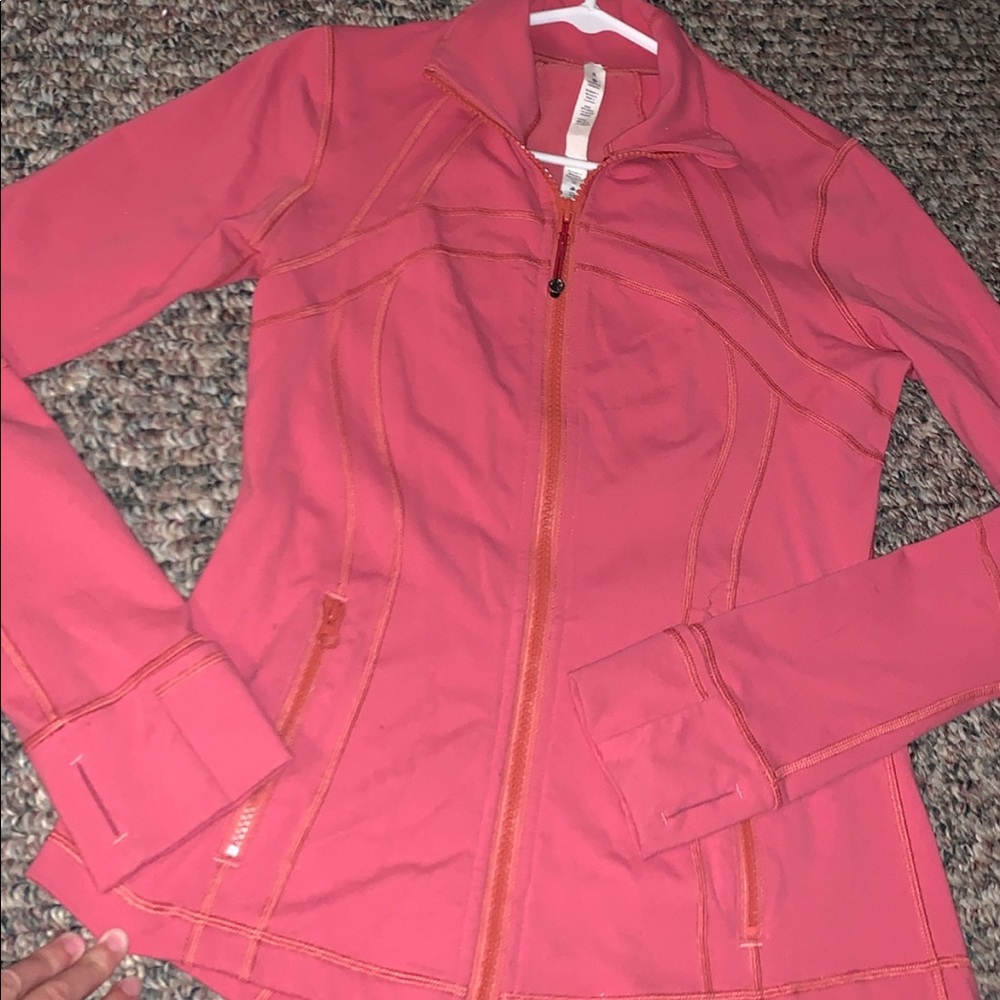 Lulu Lemon define jacket